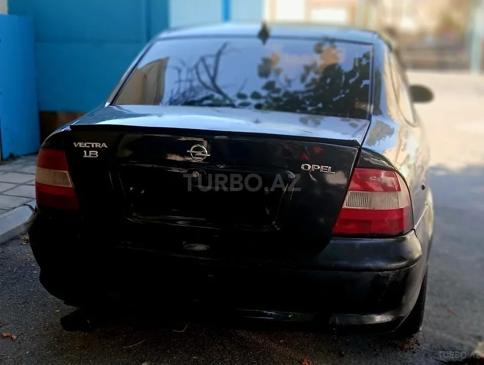 Opel Vectra — foto 2/4