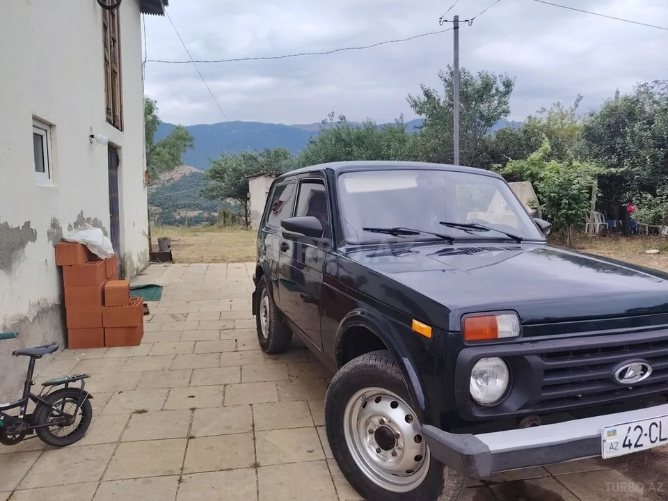 LADA (VAZ) Niva — foto 2/4