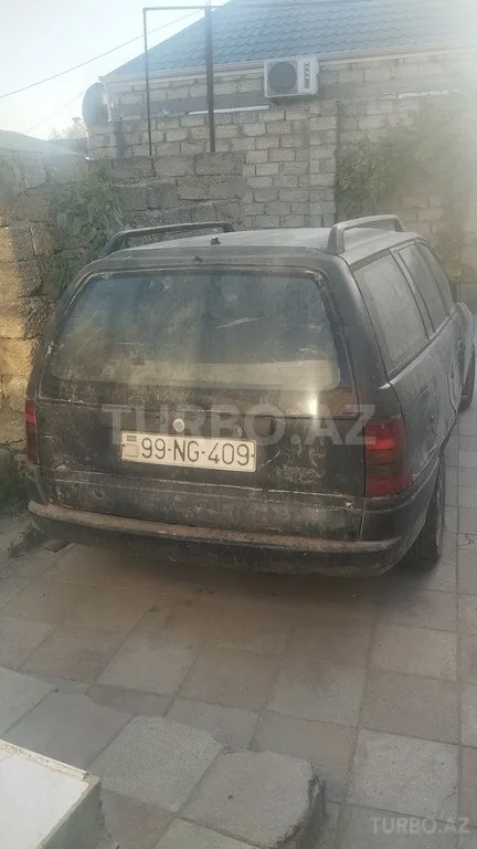 Opel Astra — foto 2/4