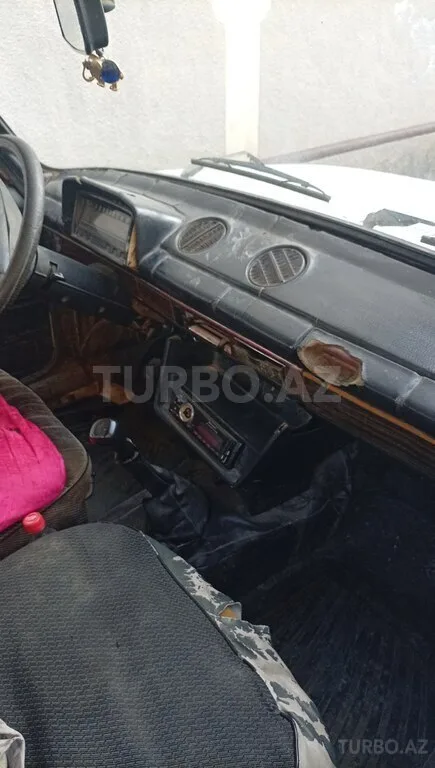 LADA (VAZ) 21011 — foto 3/4