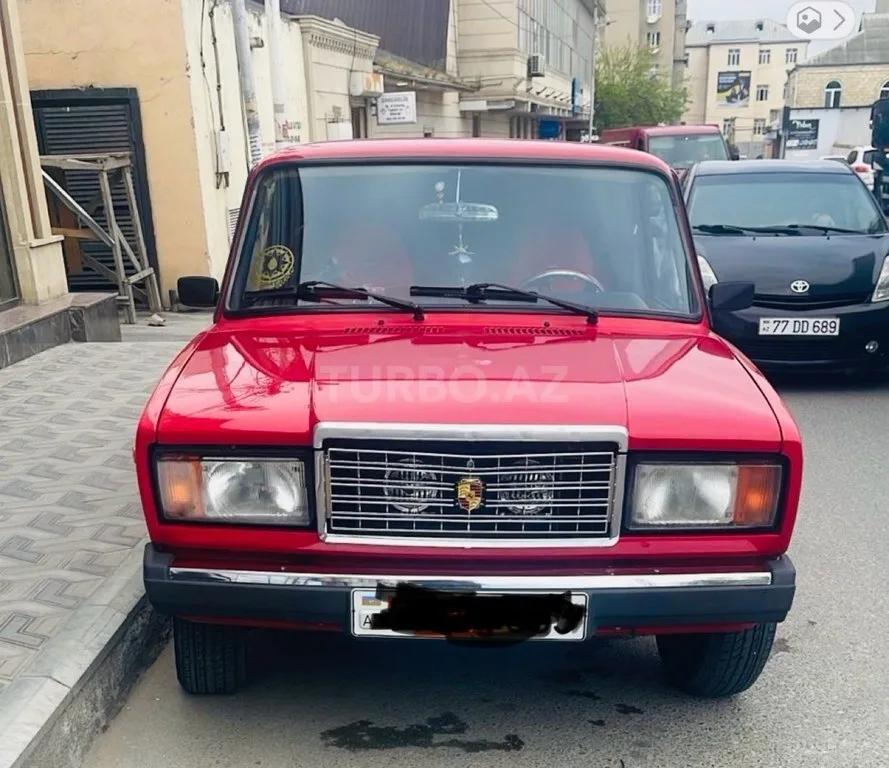 LADA (VAZ) 2107 — foto 1/4