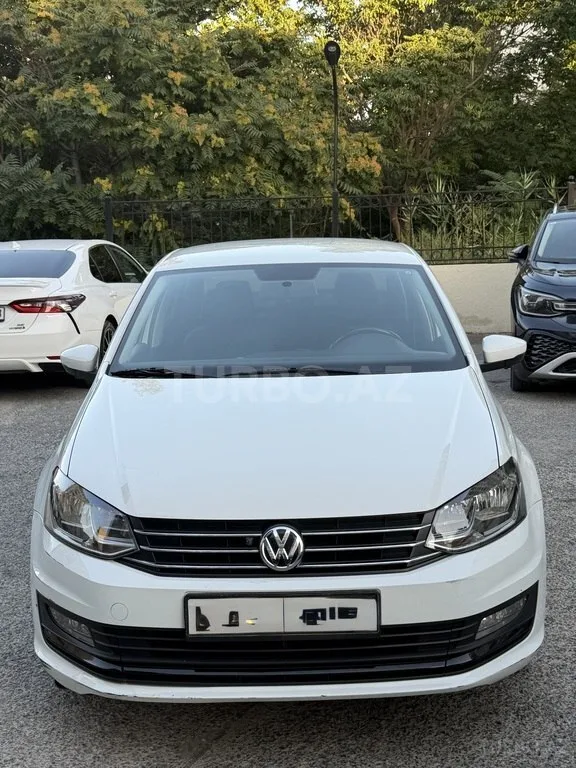 Volkswagen Polo — foto 1/4
