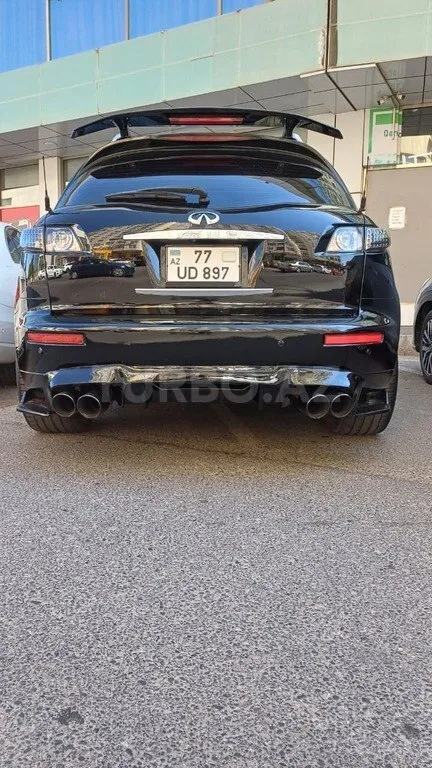 Infiniti FX35 — foto 3/4