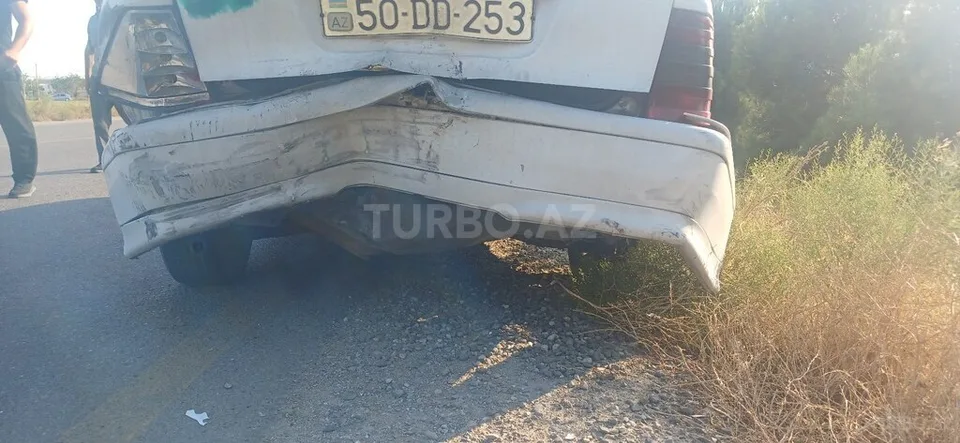 Mercedes C 200 — foto 2/4
