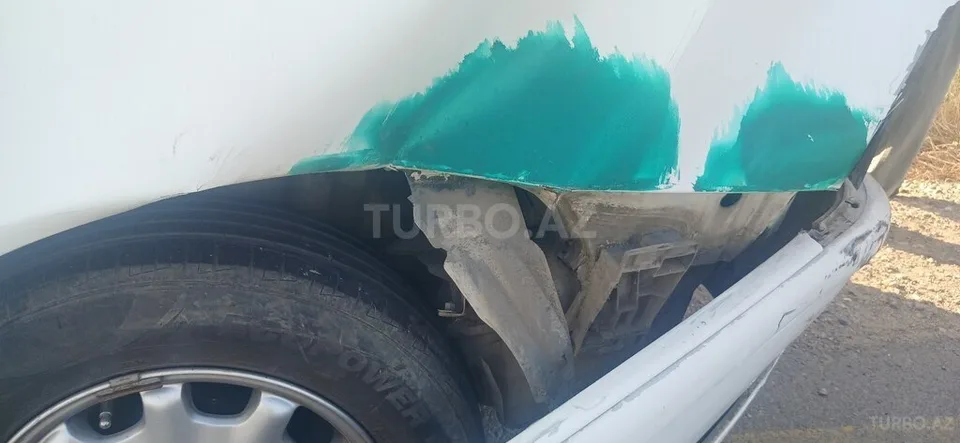 Mercedes C 200 — foto 4/4