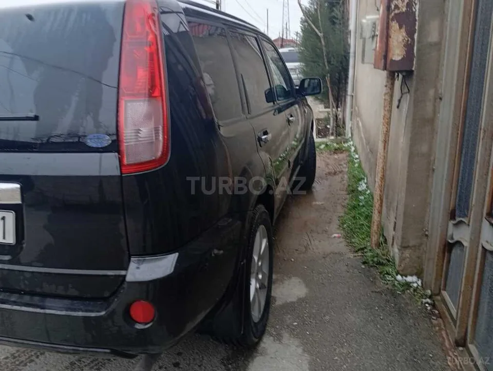Nissan X-Trail — foto 2/4