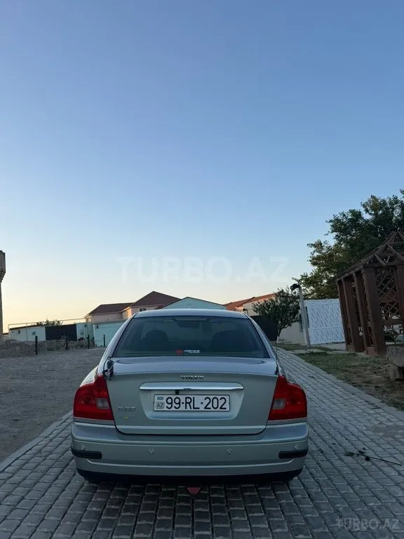 Volvo S80 — foto 2/4