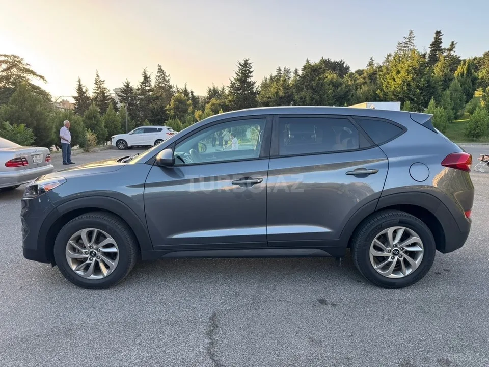 Hyundai Tucson — foto 3/4