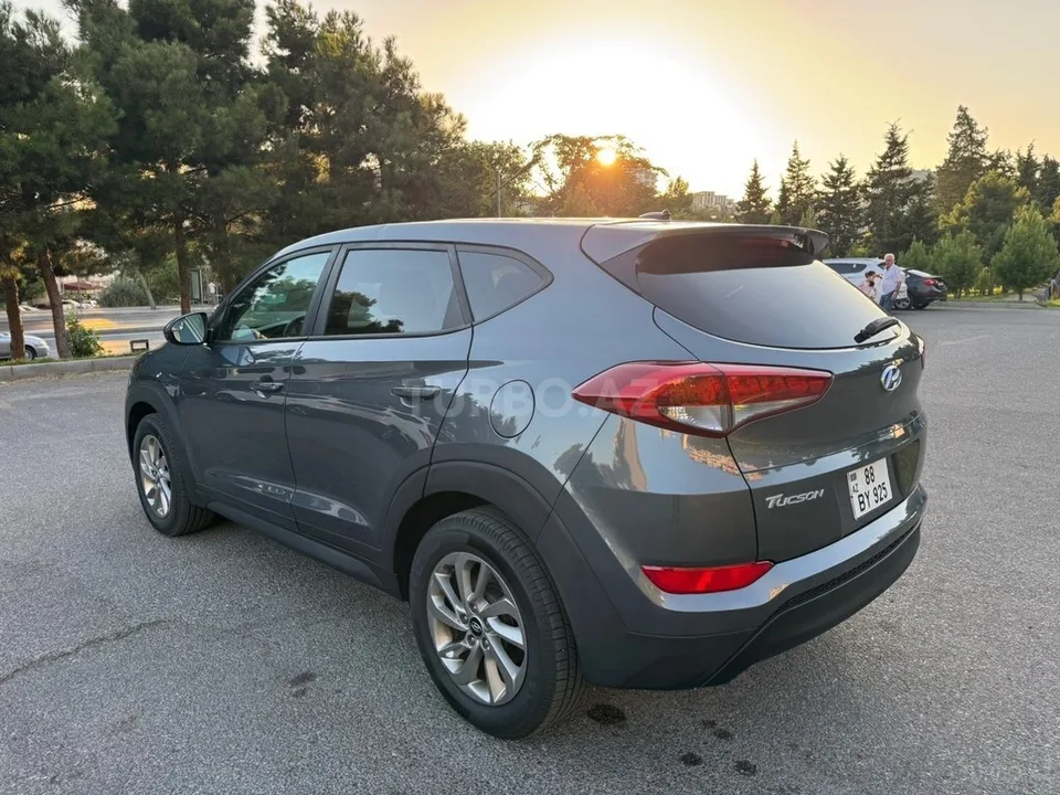 Hyundai Tucson — foto 4/4