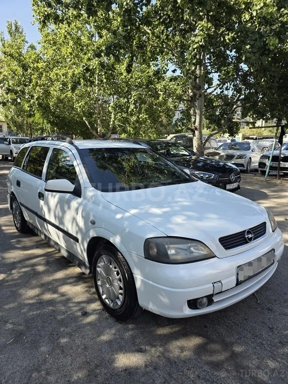 Opel Astra — foto 3/4