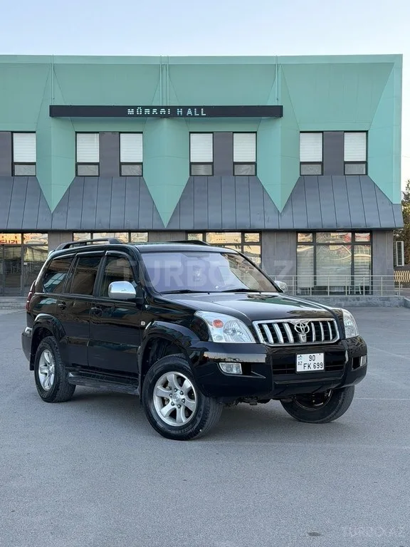 Toyota Land Cruiser Prado — foto 1/4