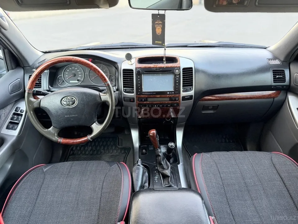 Toyota Land Cruiser Prado — foto 4/4