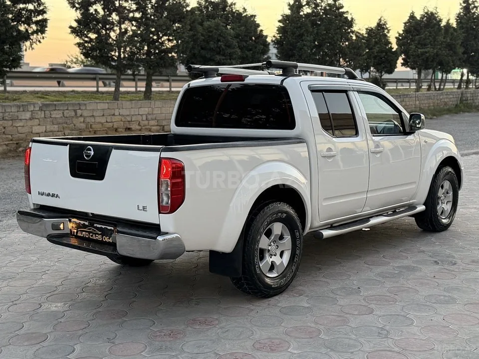 Nissan Navara — foto 2/4
