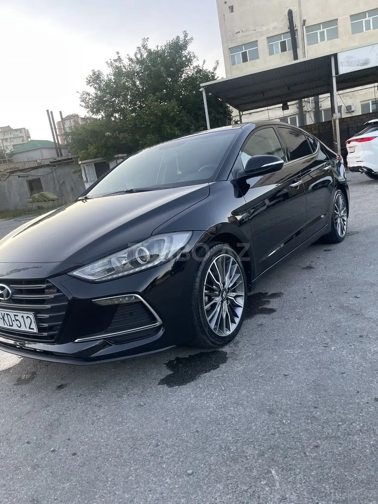 Hyundai Avante — foto 3/4