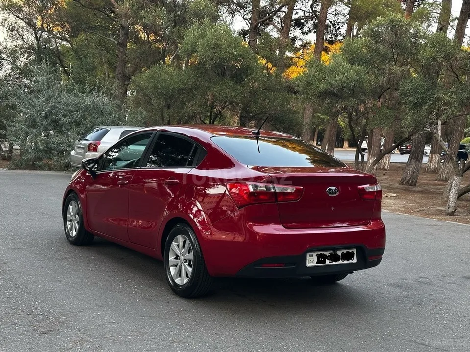 Kia Rio — foto 4/4