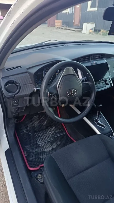 Toyota Corolla Fielder — foto 4/4