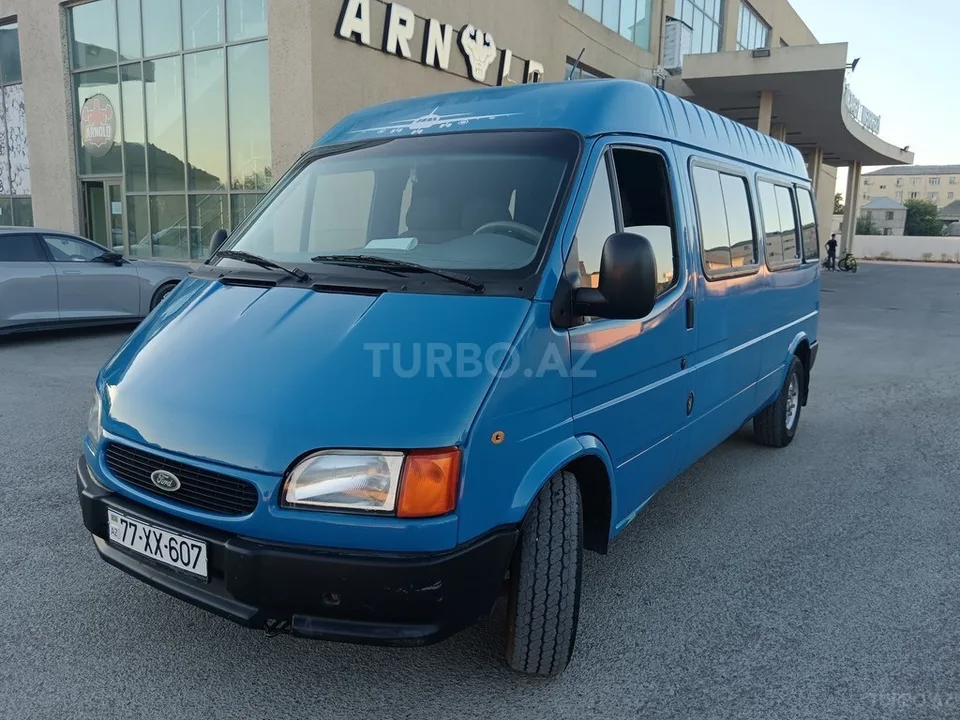 Ford Transit — foto 2/4