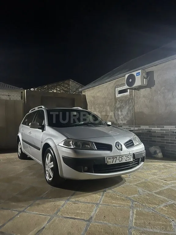 Renault Megane — foto 2/4