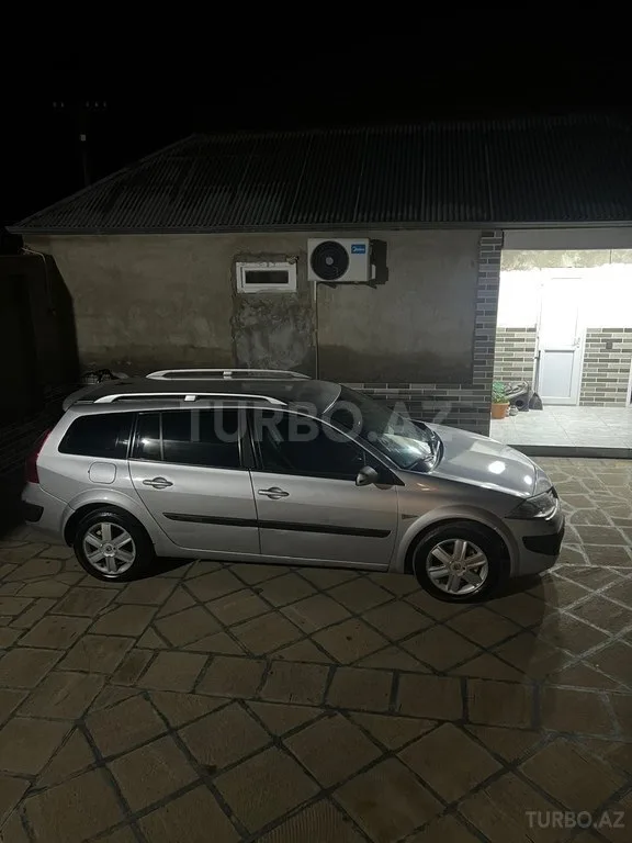 Renault Megane — foto 3/4