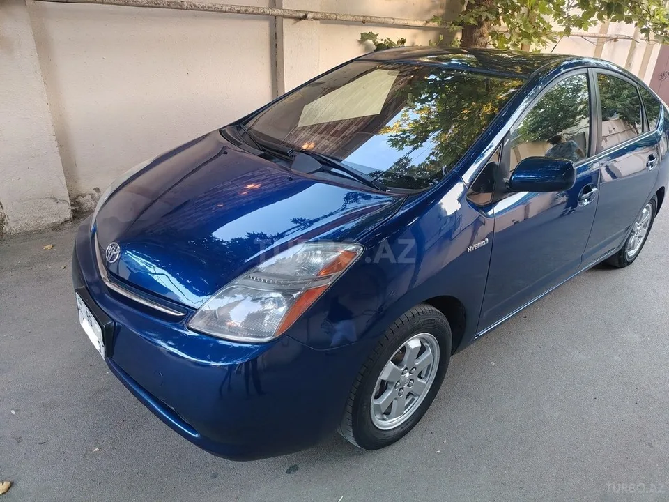 Toyota Prius — foto 2/4