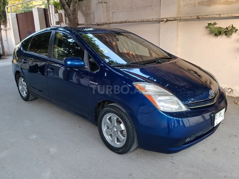 Toyota Prius — foto 4/4