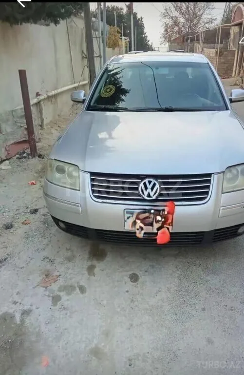 Volkswagen Passat — foto 1/4