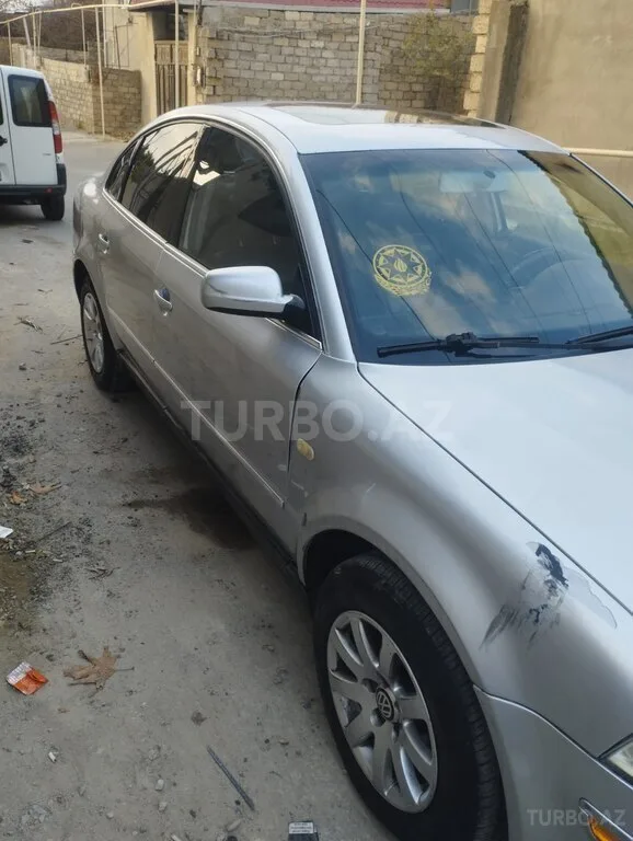 Volkswagen Passat — foto 3/4