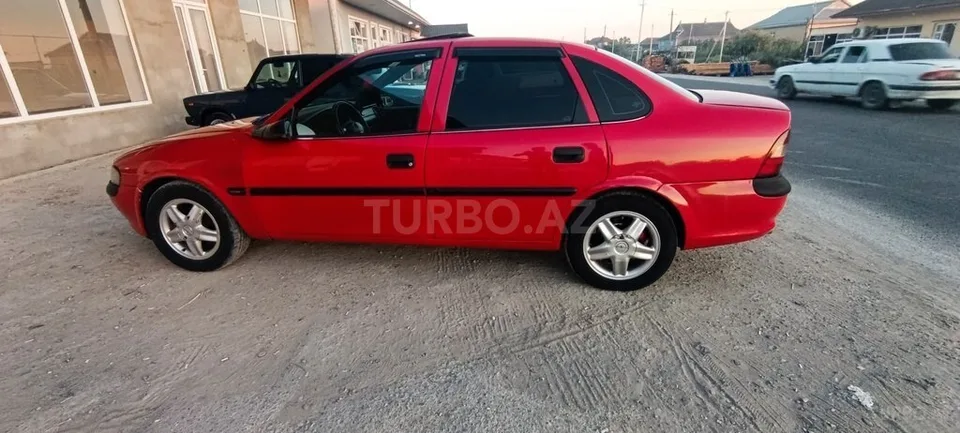 Opel Vectra — foto 4/4