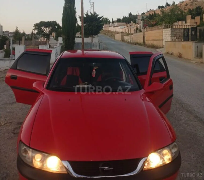 Opel Vectra — foto 1/4