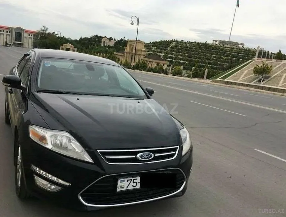 Ford Mondeo — фото 1/4