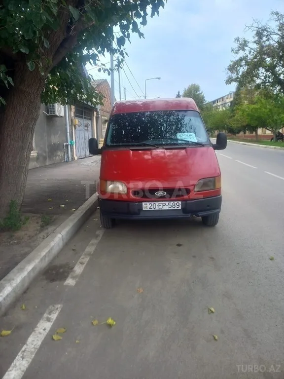 Ford Transit — foto 2/4
