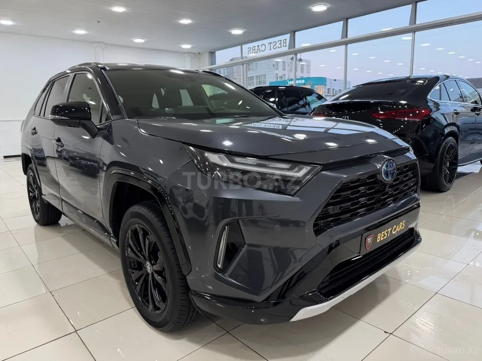 Toyota RAV4 — foto 3/4