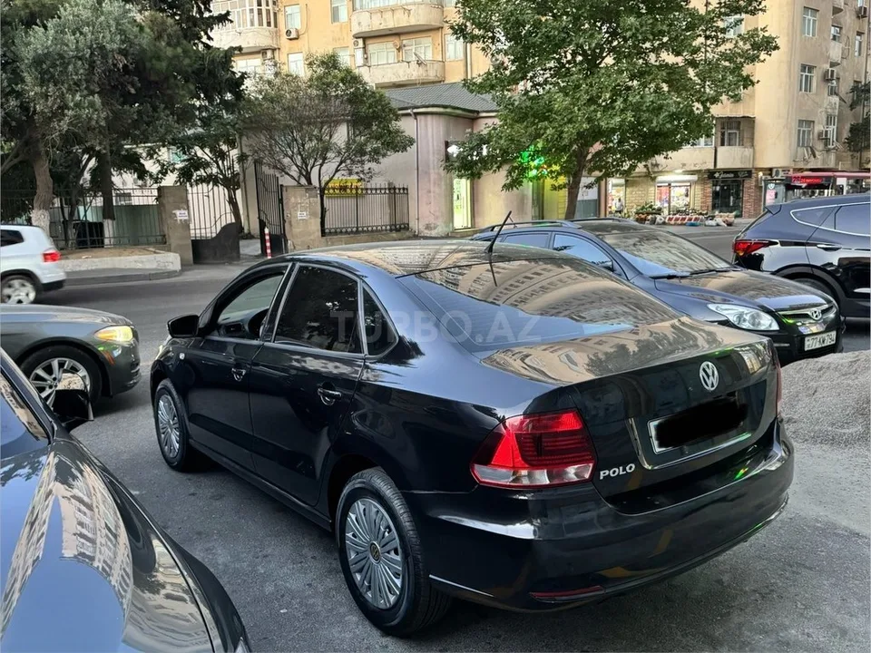 Volkswagen Polo — foto 3/4