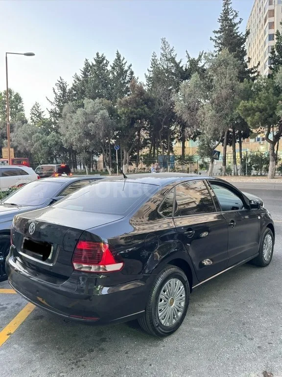 Volkswagen Polo — foto 4/4