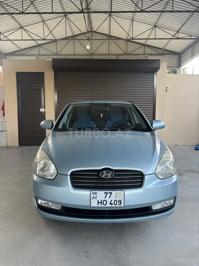 Hyundai Accent — foto 1/4