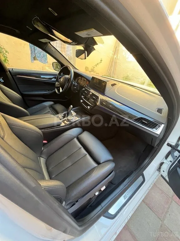BMW 530e — foto 4/4