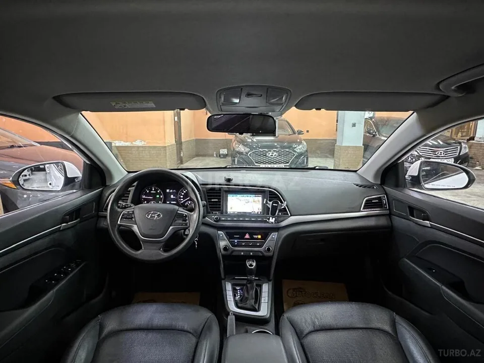 Hyundai Avante — foto 4/4