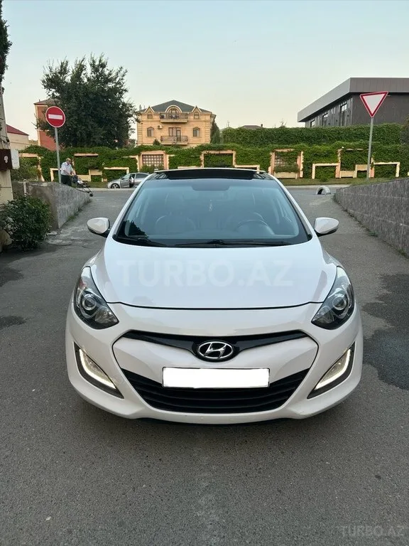 Hyundai i30 — foto 2/4