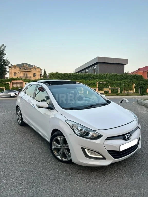 Hyundai i30 — foto 3/4