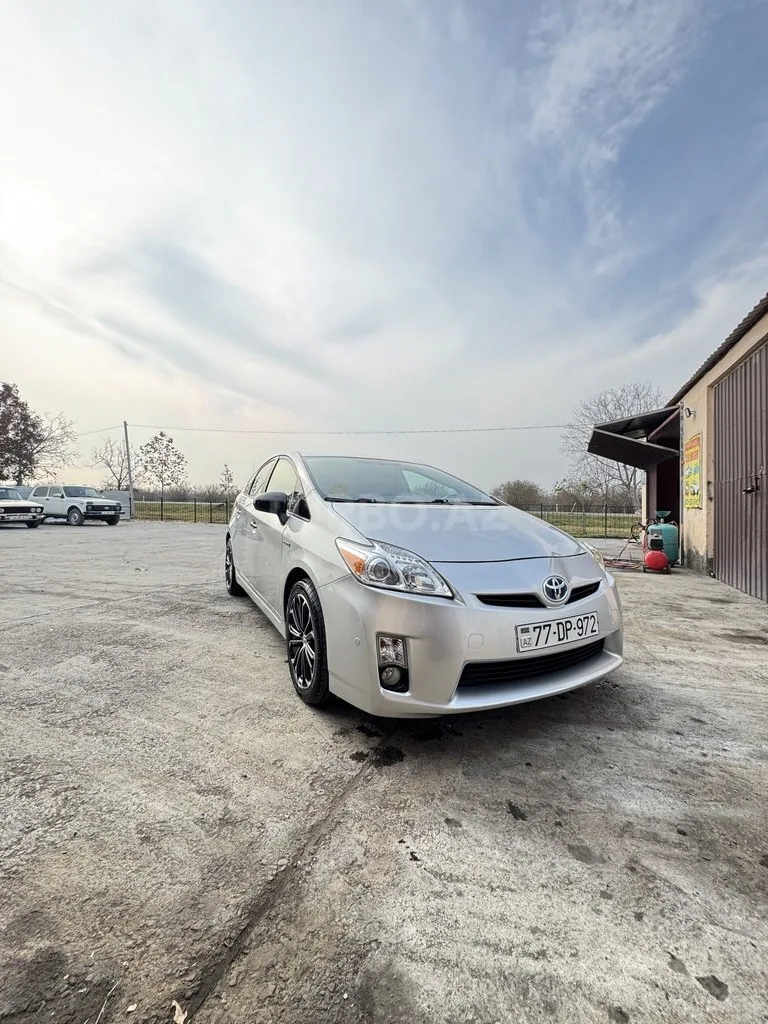 Toyota Prius — foto 2/4