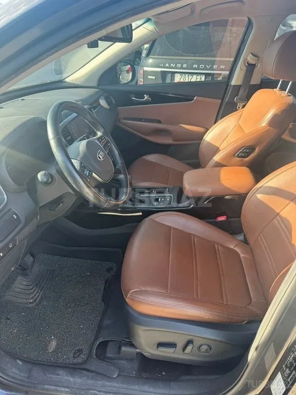 Kia Sorento — foto 3/4