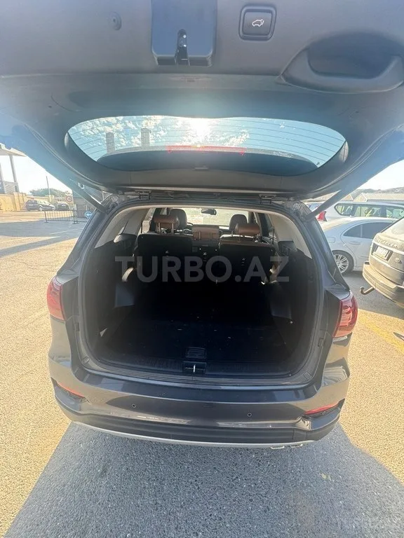 Kia Sorento — foto 4/4