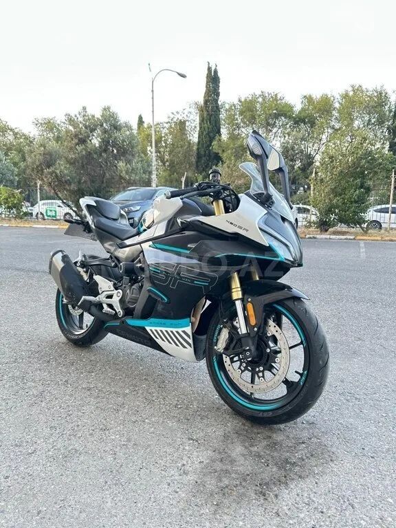 CFMoto 450 SR — foto 1/4