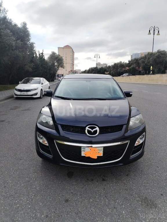 Mazda CX-7 — foto 1/4