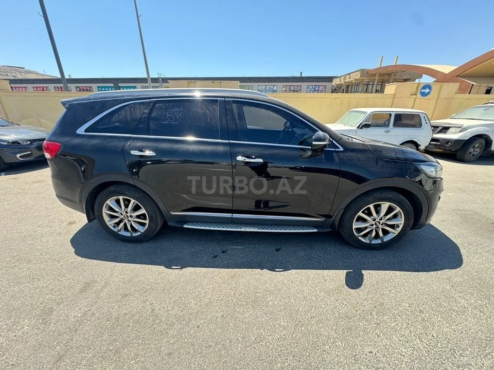 Kia Sorento — foto 2/4