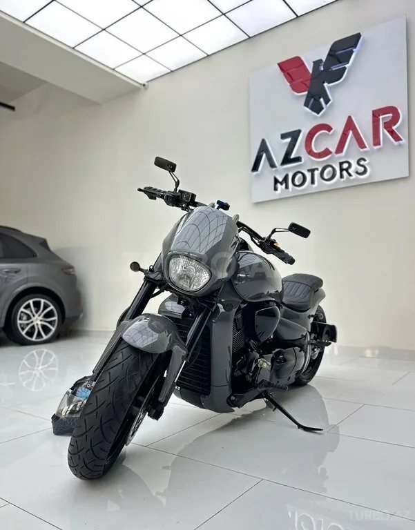 Suzuki Intruder M1800R — foto 3/4