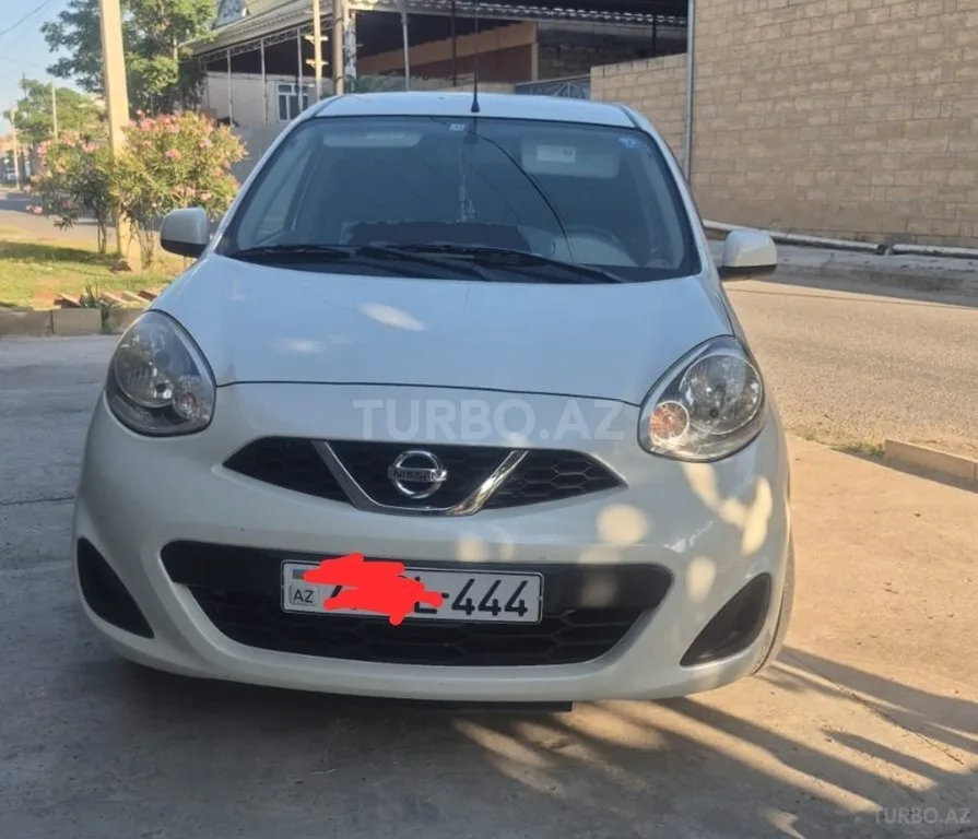 Nissan March — foto 1/4