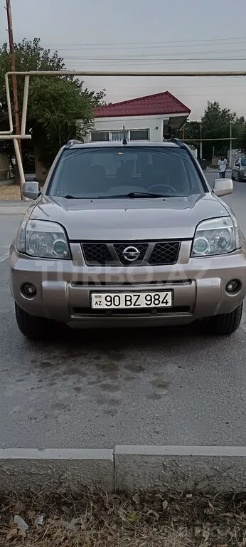 Nissan X-Trail — foto 1/4