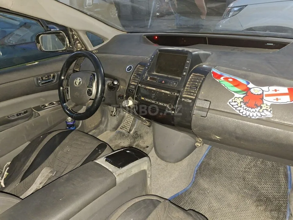 Toyota Prius — foto 2/4