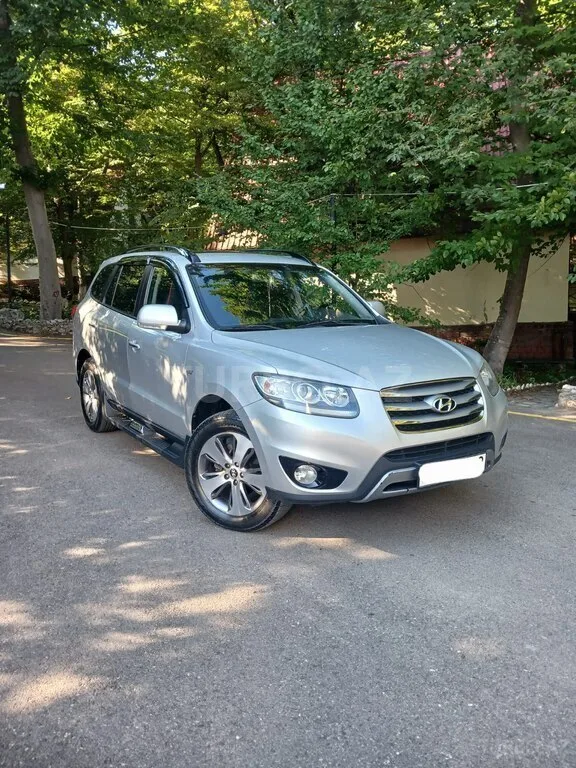 Hyundai Santa Fe — foto 1/4